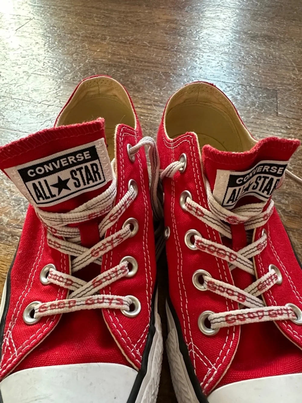 Converse Red Low-Top Canvas Sneakers with White Accents. Unisex - Picture 11 of 12
